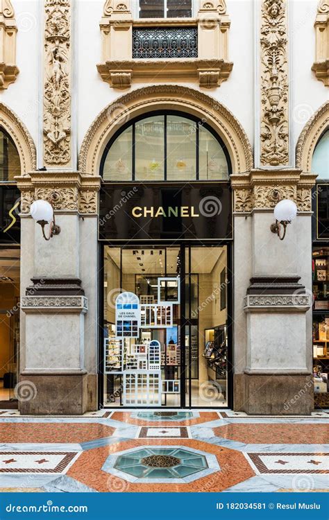 chanel store in italy|chanel boutique milano.